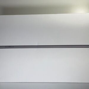 IPad 8th Generation 128 GB Space Gray Empty Box Only WiFi+CELLULAR Authentic